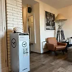 Vista 1-2 Apartment *